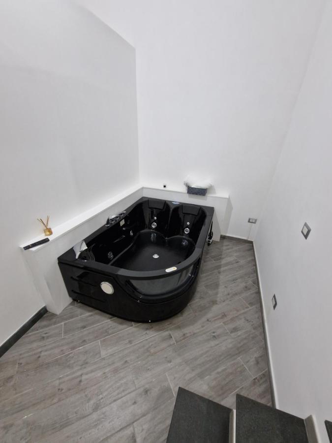 Suites Caracciolo Napoli Ngoại thất bức ảnh